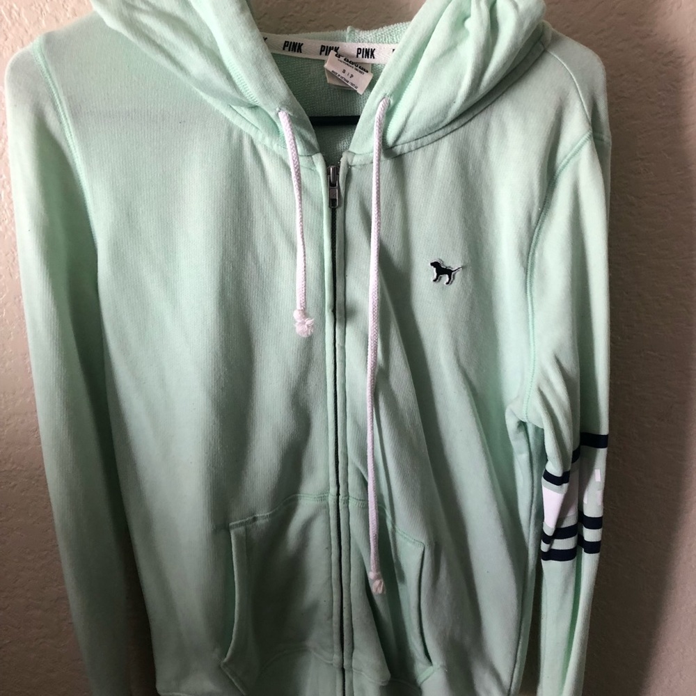 VS zip up sweater